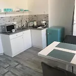 Westend Apartment *